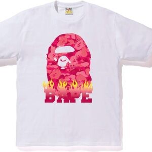 Bape men’s BAPE FIRE CAMO FLAME TEE
Size: US M / EU 48-50 / 2